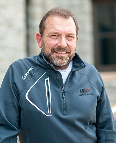 Mark Essendrup, Service Manager